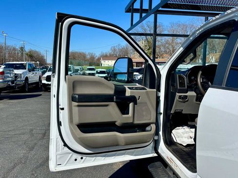 Used 2020 Ford F550 4x4 Crew Cab Super Duty image 15