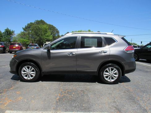 Used 2016 Nissan Rogue SV FWD image 4