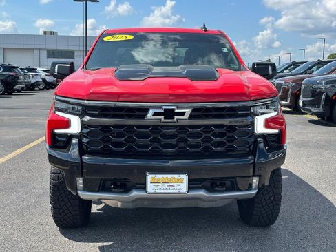 Certified 2025 Chevrolet Silverado 1500 ZR2 w/ Technology Package AWD/4WD image 9