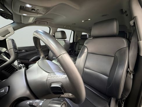 Used 2018 Chevrolet Tahoe LT RWD image 18