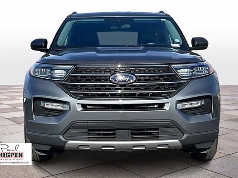 Certified 2023 Ford Explorer XLT w/ Equipment Group 202A image 3