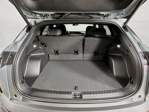 New 2026 Chevrolet Blazer EV LT AWD/4WD image 18