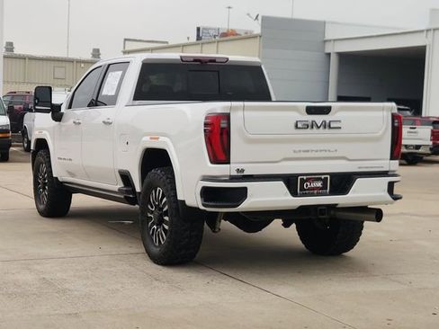 Used 2024 GMC Sierra 2500 Denali Ultimate w/ Max Trailering Package AWD/4WD image 7