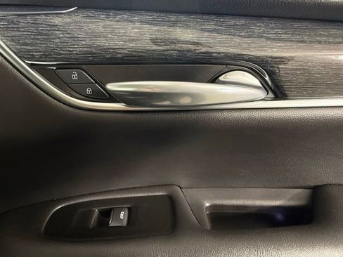 Certified 2022 Cadillac XT5 Premium Luxury image 34