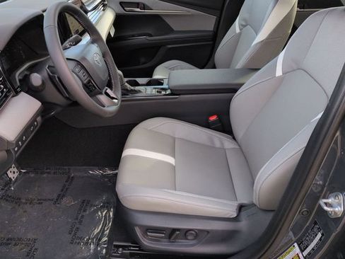 Used 2026 Toyota Camry SE image 12