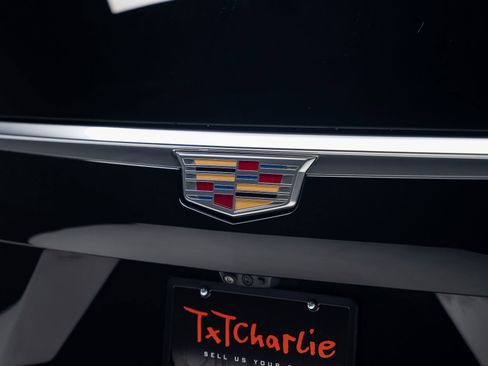 Used 2024 Cadillac Escalade ESV Premium Luxury RWD image 30