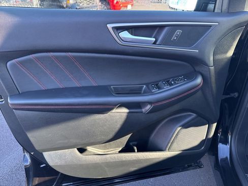 Used 2024 Ford Edge ST-Line image 15