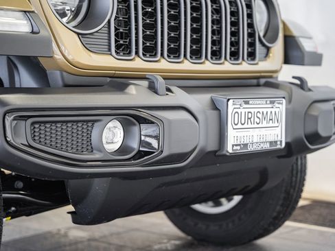 New 2026 Jeep Gladiator Sport image 10