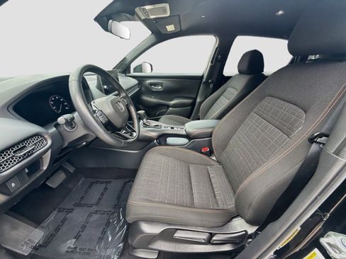 Certified 2026 Honda HR-V Sport image 18