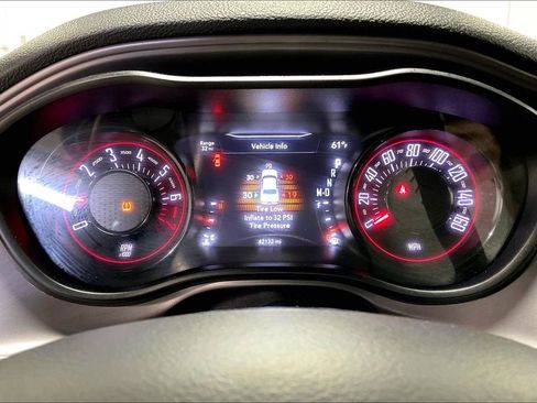 Used 2023 Dodge Challenger SXT w/ Blacktop Package image 25