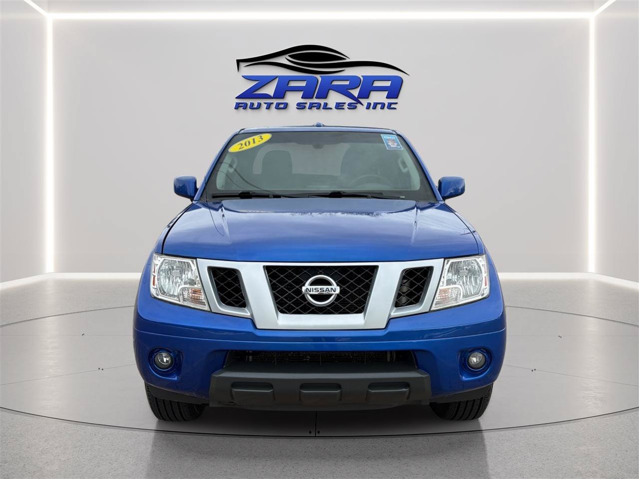 Used 2013 Nissan Frontier PRO-4X AWD/4WD image 2