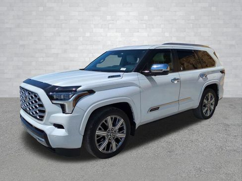 Used 2025 Toyota Sequoia 4WD image 10