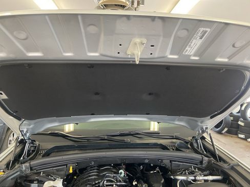 New 2025 Jeep Grand Cherokee Limited image 18