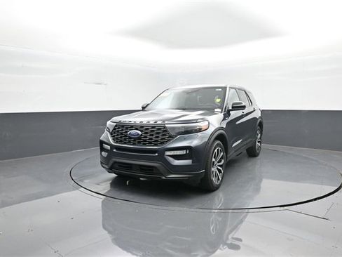 Used 2022 Ford Explorer ST-Line image 3