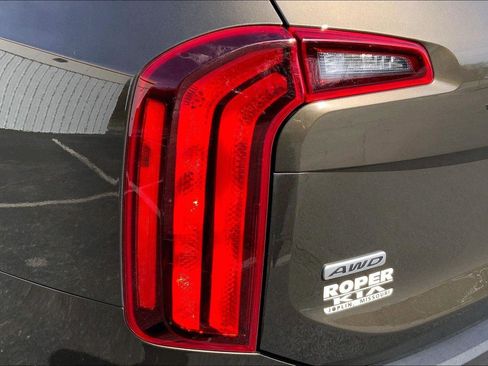 Used 2020 Kia Telluride S w/ S 8 Passenger Seating Package image 30