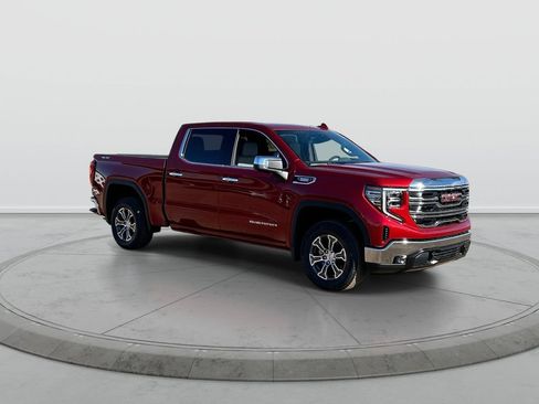 Used 2026 GMC Sierra 1500 SLT AWD/4WD image 2
