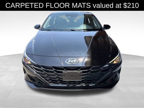 Used 2023 Hyundai Elantra SEL FWD image 2