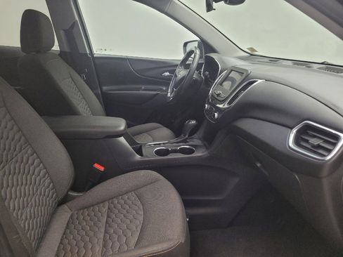 Used 2020 Chevrolet Equinox LT w/ Driver Convenience Package image 21