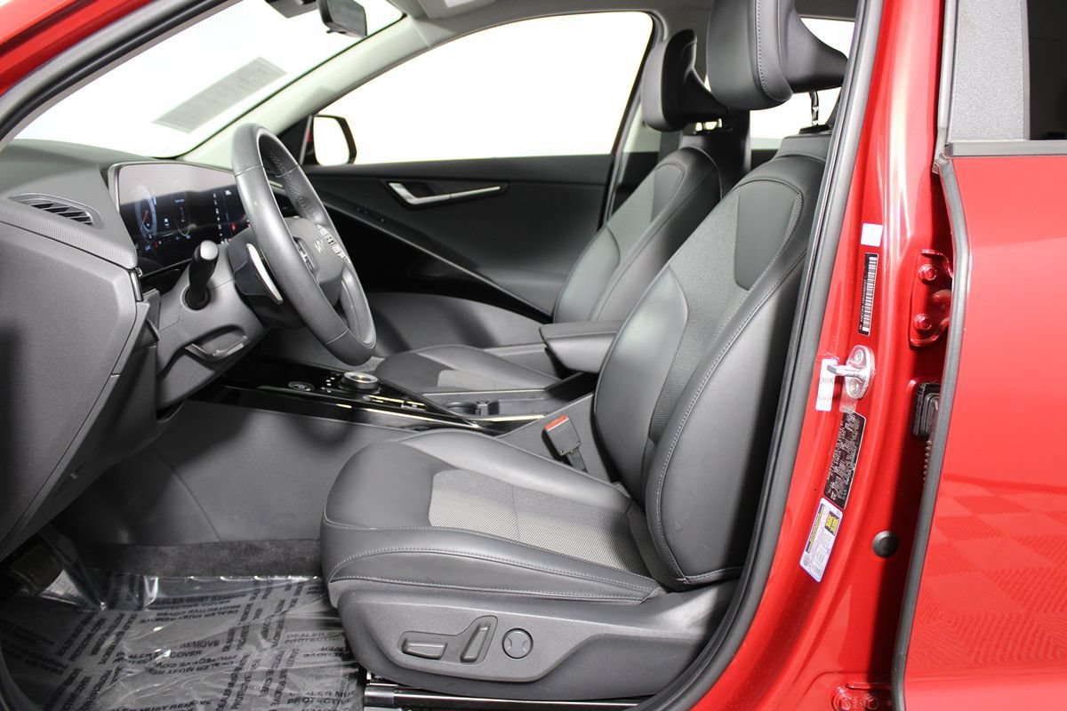 Used 2024 Kia Niro Wind FWD image 7