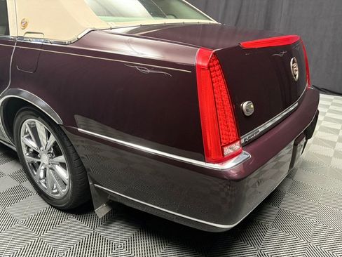 Used 2008 Cadillac DTS FWD image 12