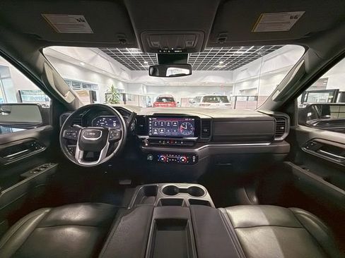 Certified 2024 GMC Sierra 1500 SLT image 16