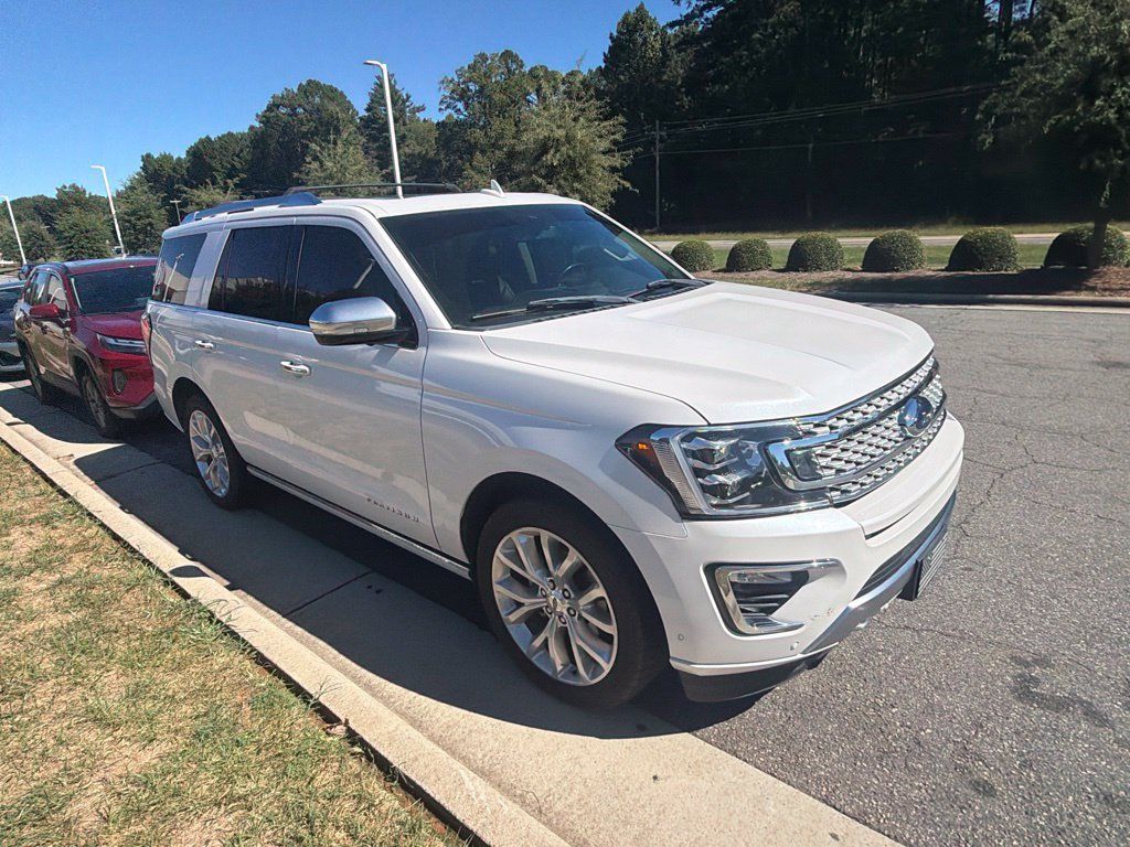 Used 2019 Ford Expedition Platinum AWD/4WD image 5