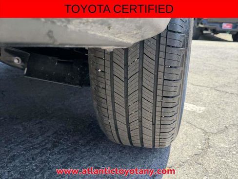 Certified 2025 Toyota RAV4 XLE AWD/4WD image 36