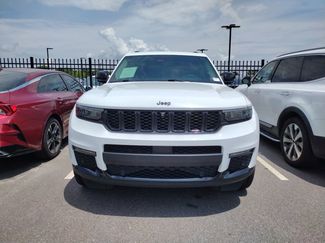 Used 2023 Jeep Grand Cherokee L Limited w/ Luxury Tech Group II AWD/4WD video 2