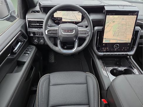 New 2026 GMC Yukon Elevation image 13