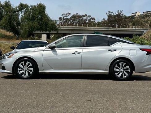 Used 2020 Nissan Altima 2.5 S image 9
