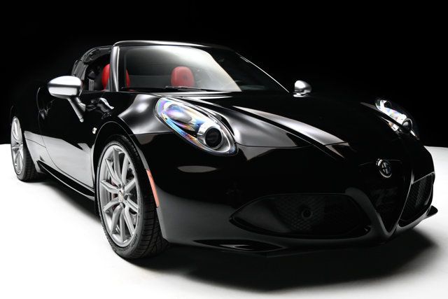 Used 2016 Alfa Romeo 4C Spider RWD image 26