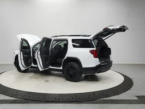 Used 2023 GMC Acadia AT4 w/ Trailering Package AWD/4WD image 14
