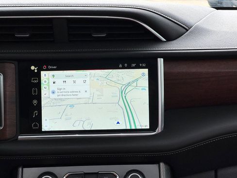 Used 2024 GMC Yukon Denali Ultimate image 17