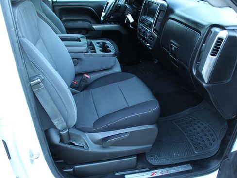 Used 2019 Chevrolet Silverado 1500 LT w/ All Star Edition image 21