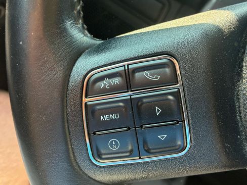 Used 2014 Jeep Wrangler Unlimited Rubicon w/ Connectivity Group AWD/4WD image 18