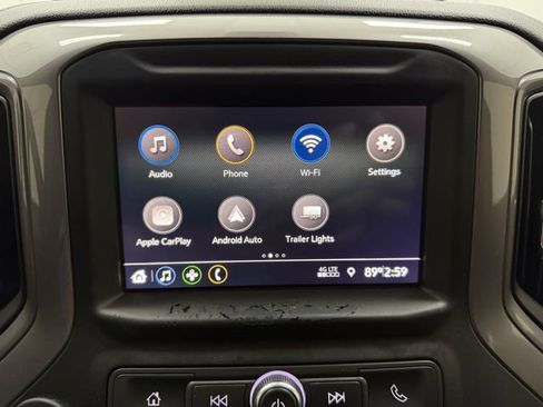 Used 2019 Chevrolet Silverado 1500 Custom w/ Custom Convenience Package AWD/4WD image 16