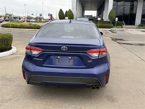 Used 2021 Toyota Corolla SE w/ Carpet Mat Package (TMS) image 6