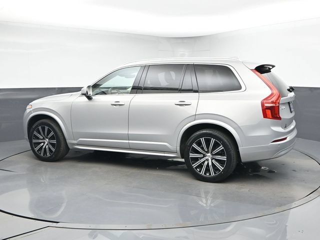 Used 2023 Volvo XC90 B5 Core w/ Climate Package AWD/4WD image 6