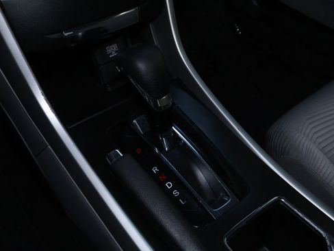 Used 2015 Honda Accord LX image 29