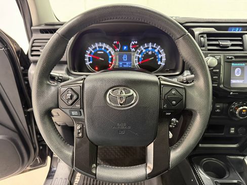 Used 2018 Toyota 4Runner TRD Off-Road Premium image 21