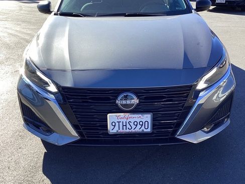 Used 2025 Nissan Altima 2.5 SV image 5