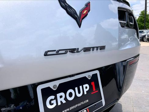 Used 2016 Chevrolet Corvette Z06 w/ 2LZ Preferred Equipment Group RWD image 27