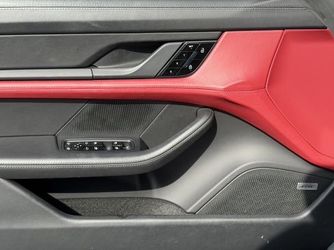 Certified 2020 Porsche Taycan 4S image 22