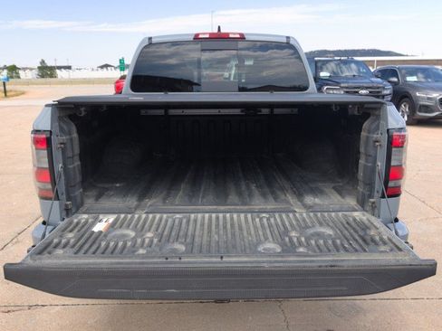 Used 2023 Nissan Frontier PRO-4X w/ Pro Convenience Package AWD/4WD image 5