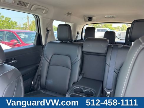 Used 2026 Nissan Pathfinder SL FWD image 13