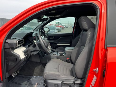 Used 2024 Toyota Tacoma TRD Sport RWD image 25