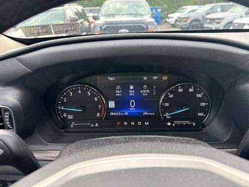 Used 2020 Ford Explorer Limited AWD/4WD image 10