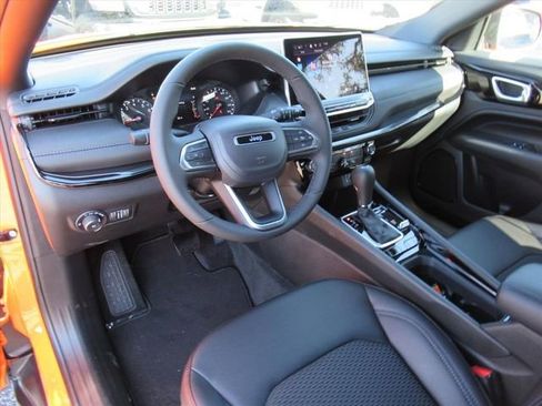 New 2026 Jeep Compass Latitude AWD/4WD image 14