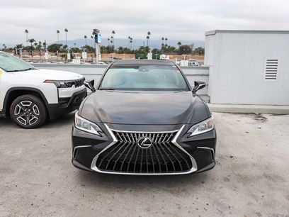Used 2024 Lexus ES 350