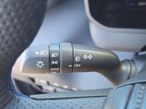 Used 2025 Toyota Sequoia Platinum AWD/4WD image 29